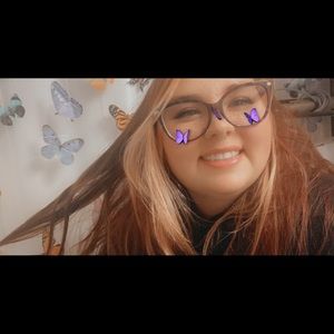 Meet your Posher, Michaela